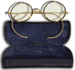 Edwardian Tortoiseshel Spectacles with Case. - click to enlarge.